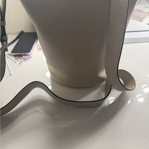 Elegant Cream Leather Tote Bag by The Horse